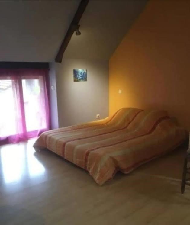 Chambre Chez L'Habitant Rueyres Dış mekan fotoğraf
