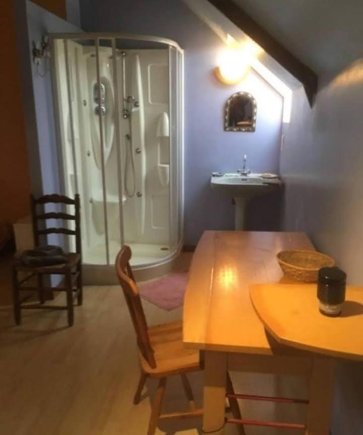 Chambre Chez L'Habitant Rueyres Dış mekan fotoğraf